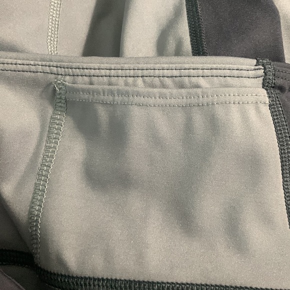 Banana Republic Leggings - Picture 6 of 6